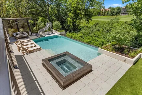 $2,400,000 | 3040 West 118th Terrace, Leawood, KS 66211