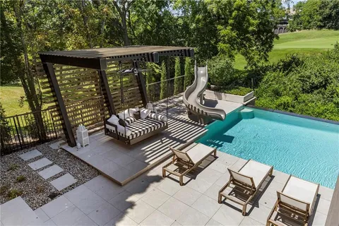 $2,400,000 | 3040 West 118th Terrace, Leawood, KS 66211