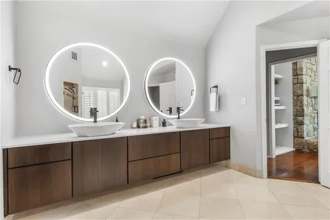 $2,400,000 | 3040 West 118th Terrace, Leawood, KS 66211