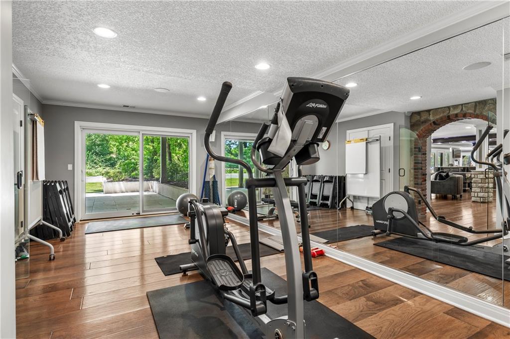 3040 West 118th Terrace Leawood, KS 66211 - Photo 46 of 58