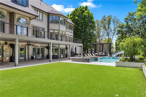 $2,400,000 | 3040 West 118th Terrace, Leawood, KS 66211