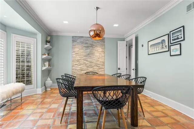 $2,400,000 | 3040 West 118th Terrace, Leawood, KS 66211