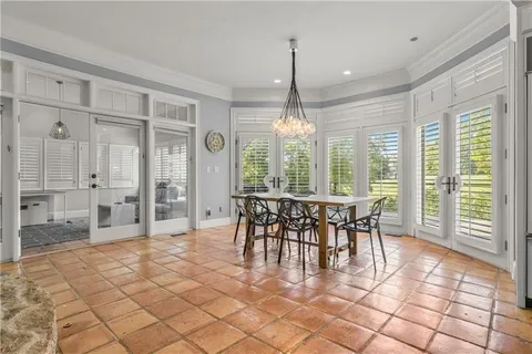 $2,400,000 | 3040 West 118th Terrace, Leawood, KS 66211