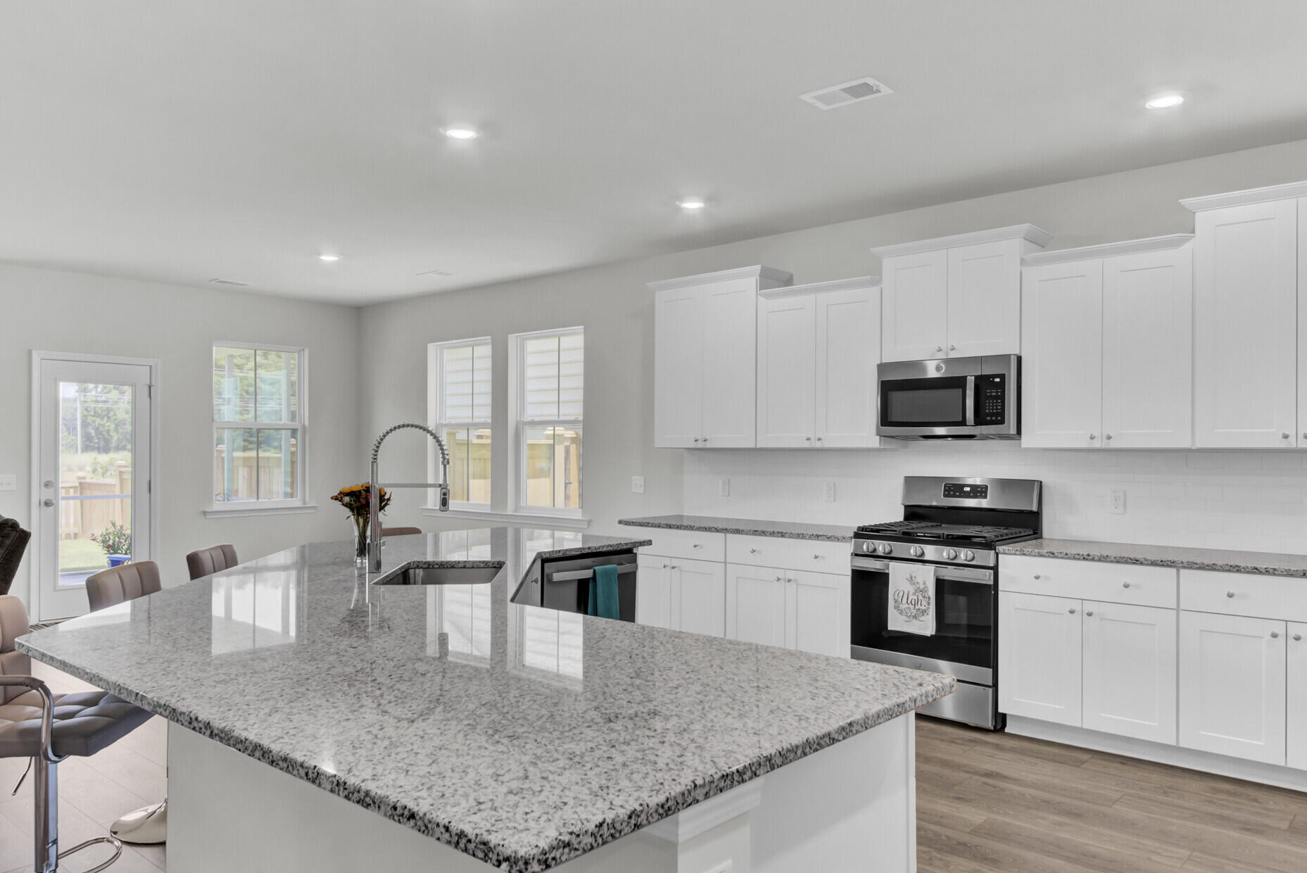 1025 Fitzgerald Court Ridgeville, SC 29472 - Photo 18 of 116 (18)