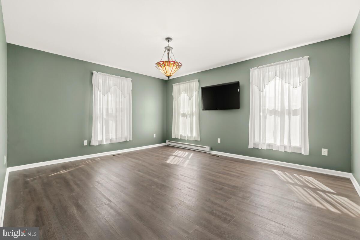 8057 Mapleville Road Boonsboro, MD 21713 - Photo 3 of 42 Gallery Image 3