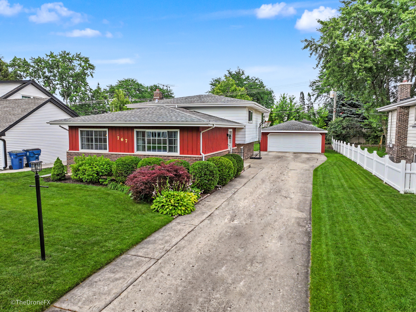 767 North Willow Road Elmhurst, IL 60126 - Photo 2 of 36