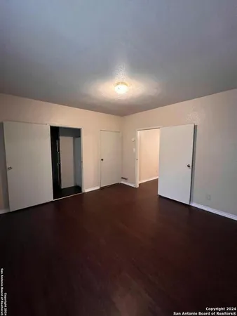 $875 | 6911 Highway 281, Unit 1, Pleasanton, TX 78064