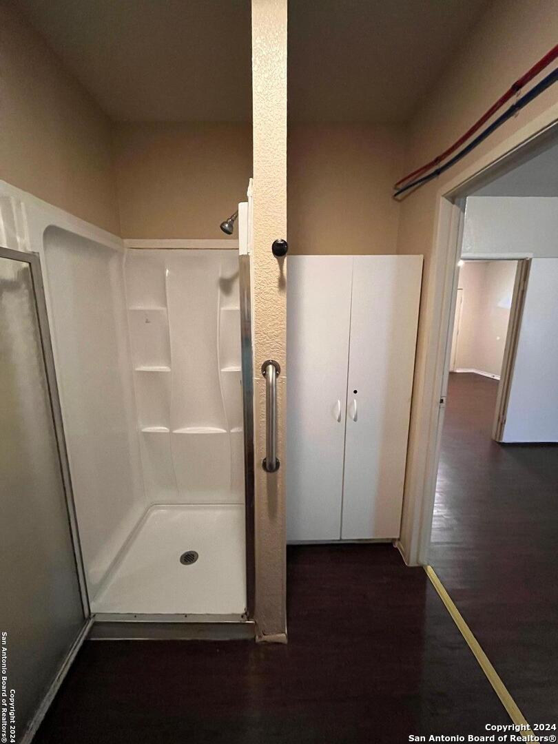 6911 Highway 281, Unit 1 Pleasanton, TX 78064 - Photo 10 of 11