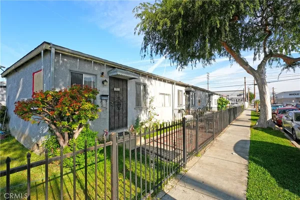 $1,200,000 | 5117 Everett Avenue, Maywood, CA 90270