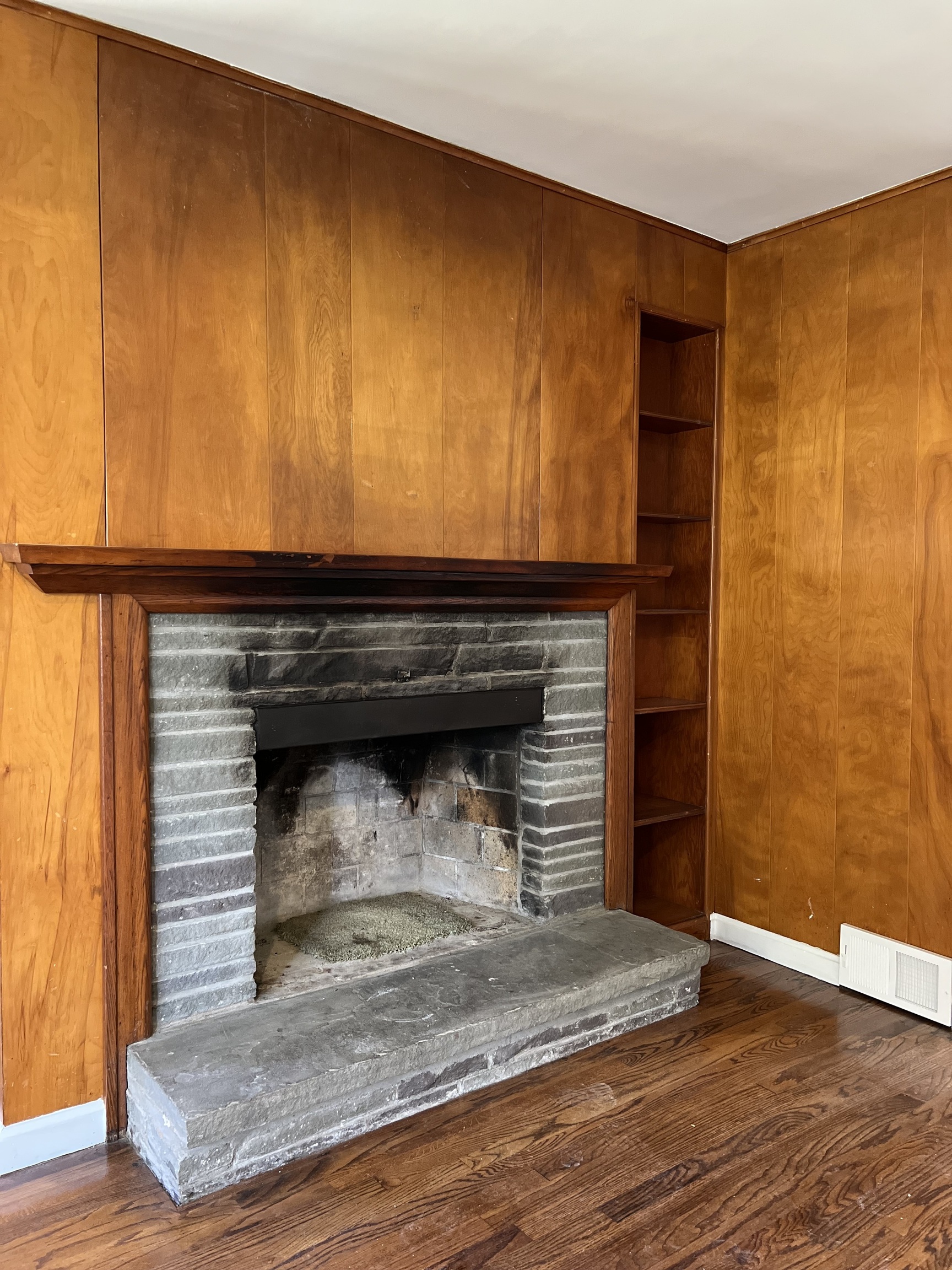 92 Birch Lane Naugatuck, CT 06770 - Photo 4 of 17 a living room with a fireplace