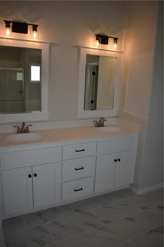 $499,900 | 6010 Northeast 118th Street, Kansas City, MO 64156