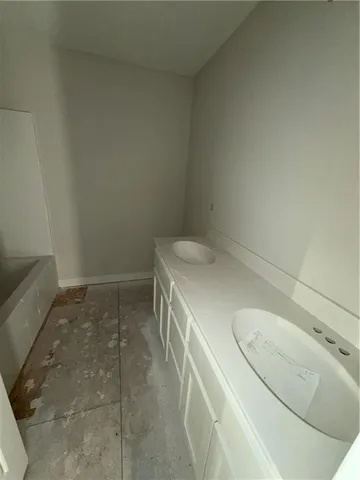 $499,900 | 6010 Northeast 118th Street, Kansas City, MO 64156