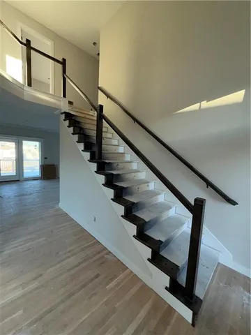 $499,900 | 6010 Northeast 118th Street, Kansas City, MO 64156