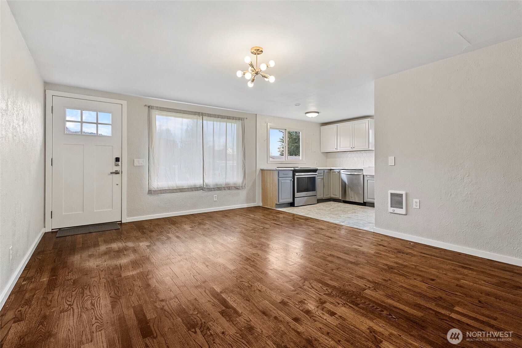 628 Jameson Street Sedro-Woolley, WA 98284 - Photo 6 of 27