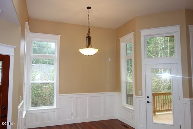 1034 Southwest Morning Depoe Bay, OR 97341 - Photo 11 of 30 halvorson 2 020