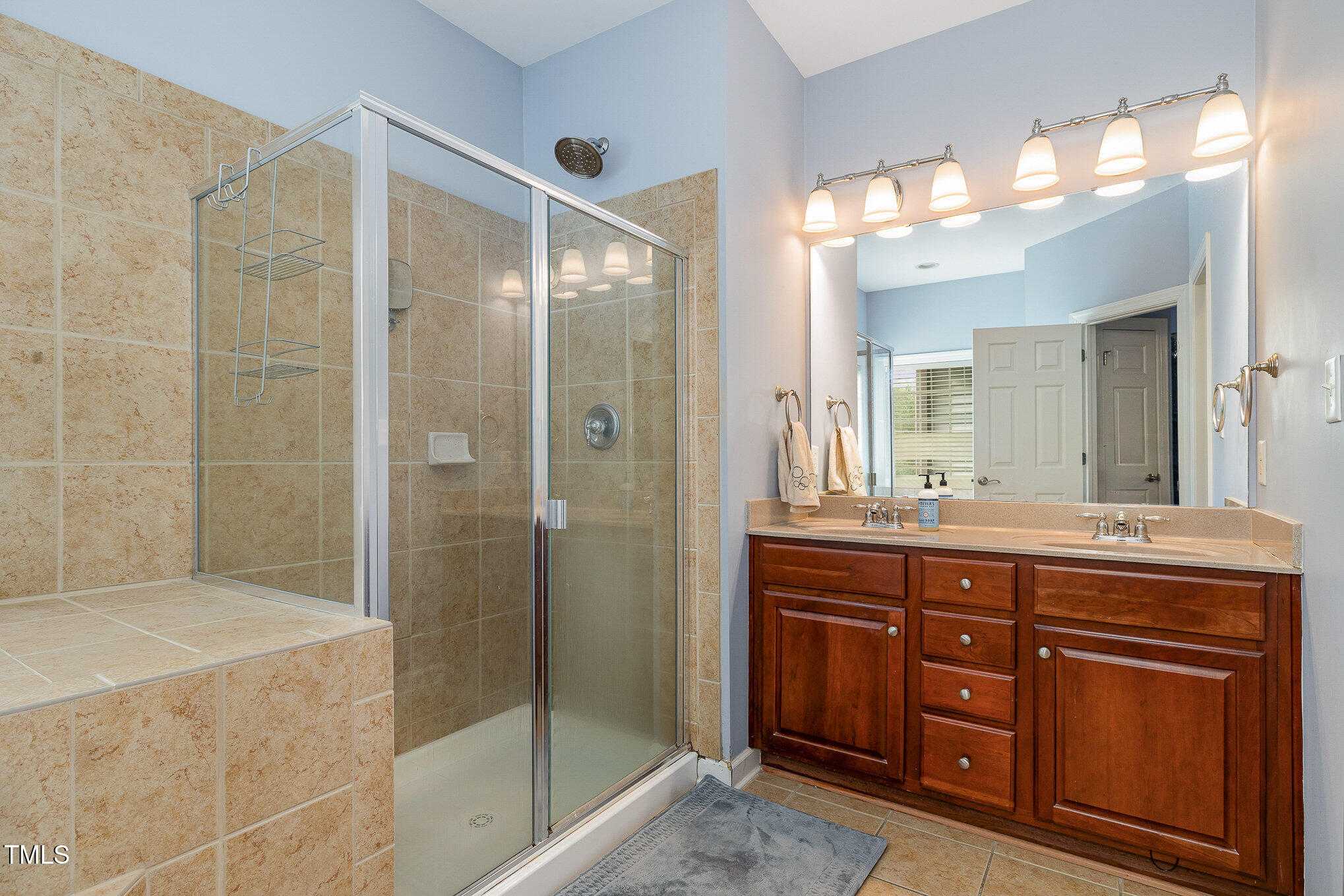 4020 Abbey Park Way Raleigh, NC 27612 - Photo 10 of 27 Primary Bathroom