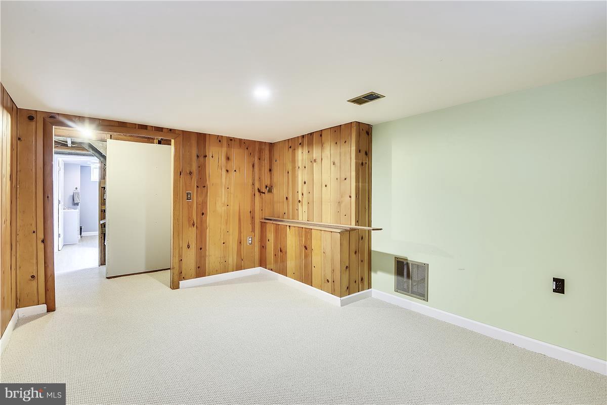 4715 Macon Road Rockville, MD 20852 - Photo 8 of 29 Den/Office/4th Bedroom