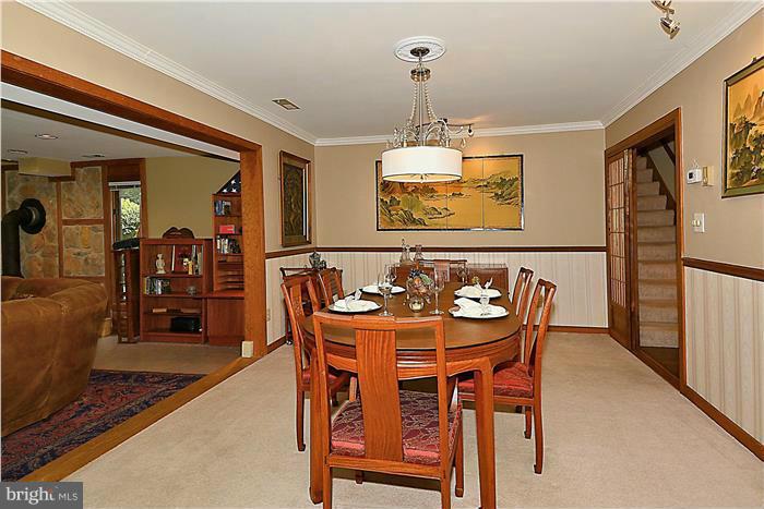418 Dry Mill Road Southwest Leesburg, VA 20175 - Photo 6 of 30 Dining Room