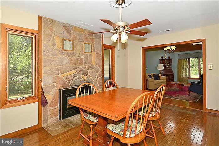 418 Dry Mill Road Southwest Leesburg, VA 20175 - Photo 9 of 30 Breakfast Room