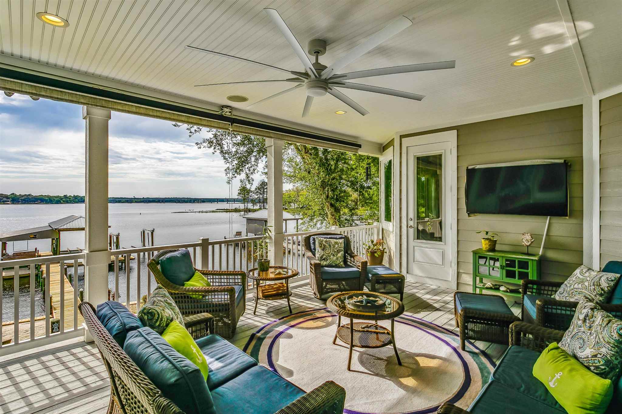 7679 Petersen Point Road Milton, FL 32583 - Photo 20 of 47