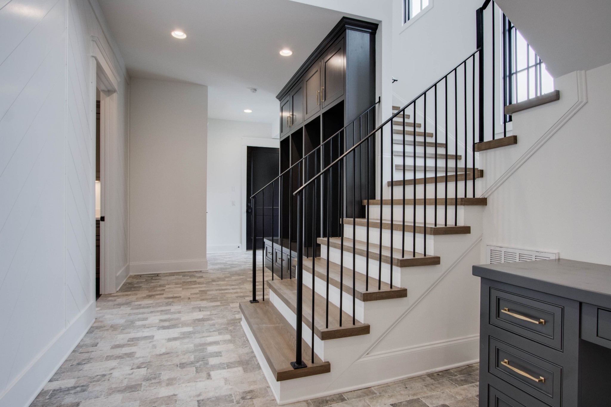 1300 Harding Place Nashville, TN 37215 - Photo 25 of 68 a view of entryway and hall with wooden floor