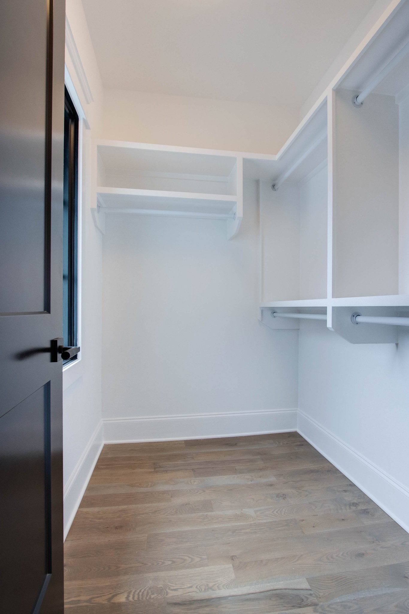 1300 Harding Place Nashville, TN 37215 - Photo 58 of 68 a view of a room with wooden floor
