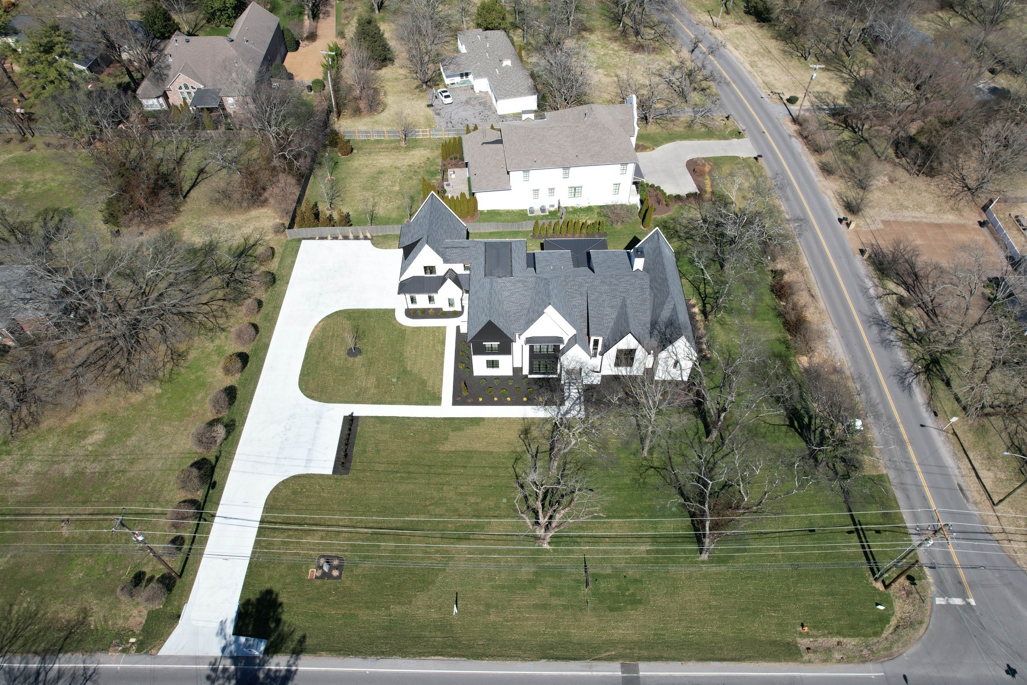 1300 Harding Place Nashville, TN 37215 - Photo 68 of 68 an aerial view of a house