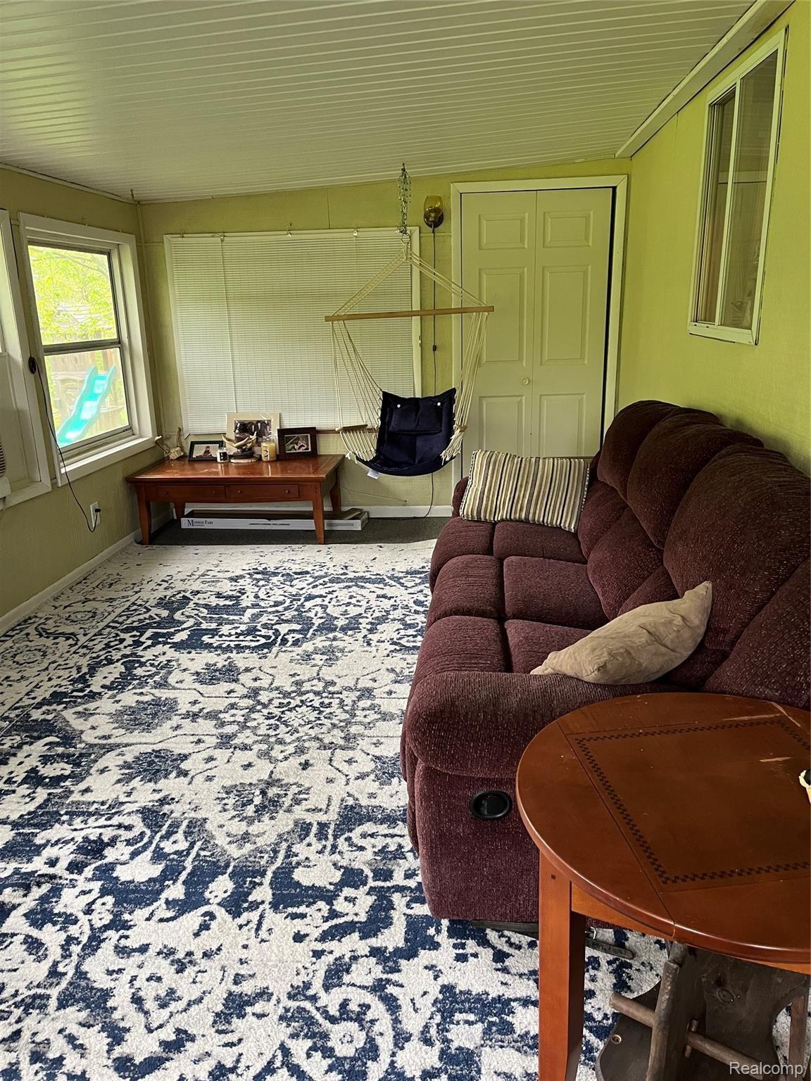 3682 Hanes Road Vassar, MI 48768 - Photo 15 of 30 3 seasons room pic 2.JPG