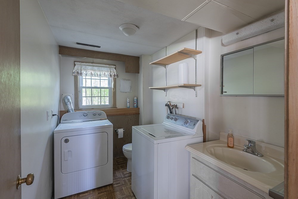 24 Fair Oak Road Dedham, MA 02026 - Photo 21 of 31 Gallery Image 21