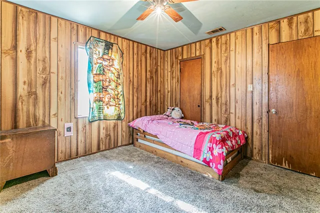 $129,900 | 509 East Pine Street, West, TX 76691