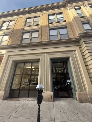 $1,850 | 81 Washington Street, Unit 305, Providence, RI 02903