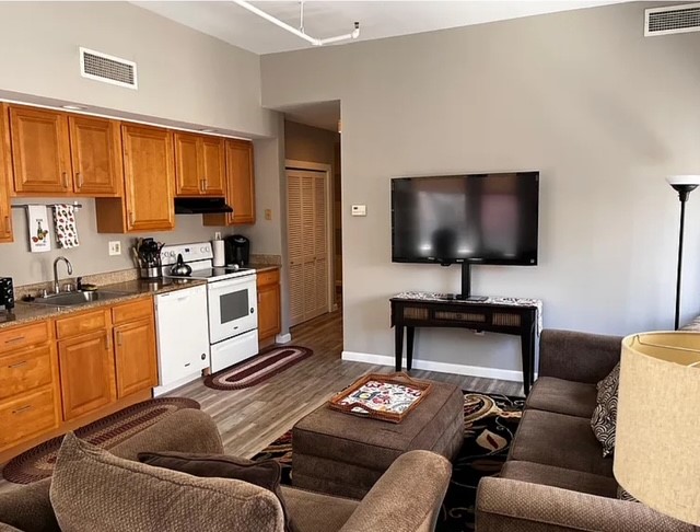 81 Washington Street, Unit 305 Providence, RI 02903 - Photo 2 of 21