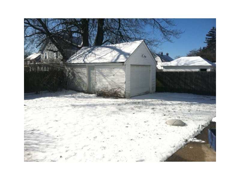 61 Brandon Road Cranston, RI 02910 - Photo 6 of 15 Yard/Garden.