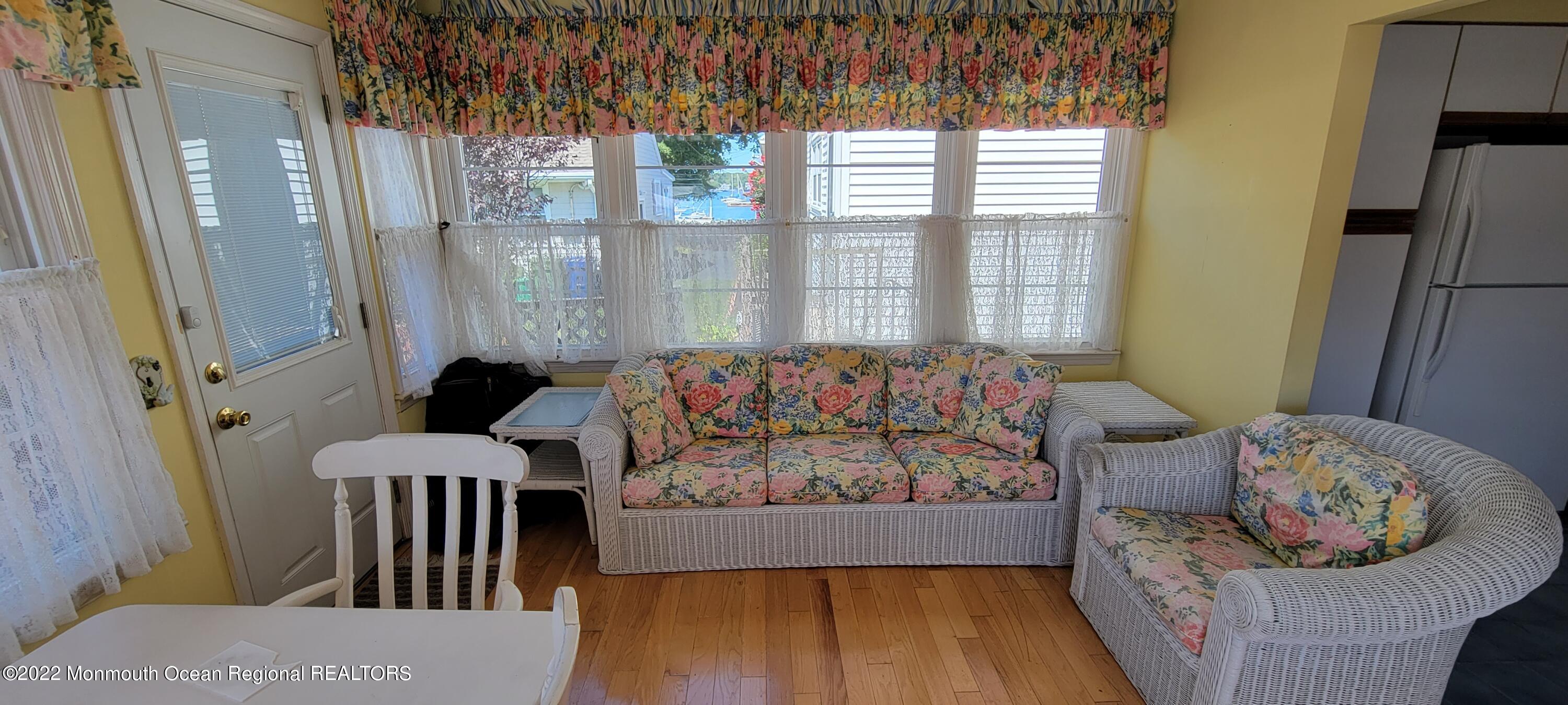 39 Albany Road Neptune Township, NJ 07753 - Photo 14 of 28 Sun room