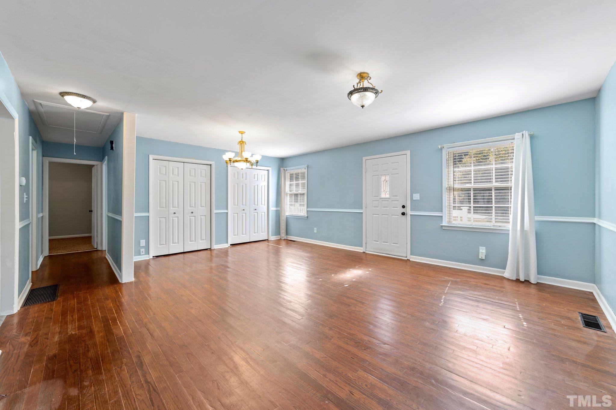 1026 Legend Road Raleigh, NC 27603 - Photo 7 of 30