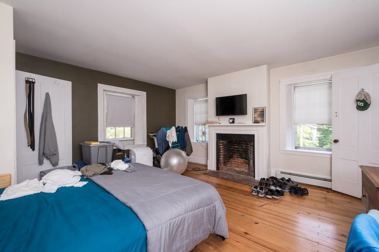 33 Kingston Road Exeter, NH 03833 - Photo 12 of 39