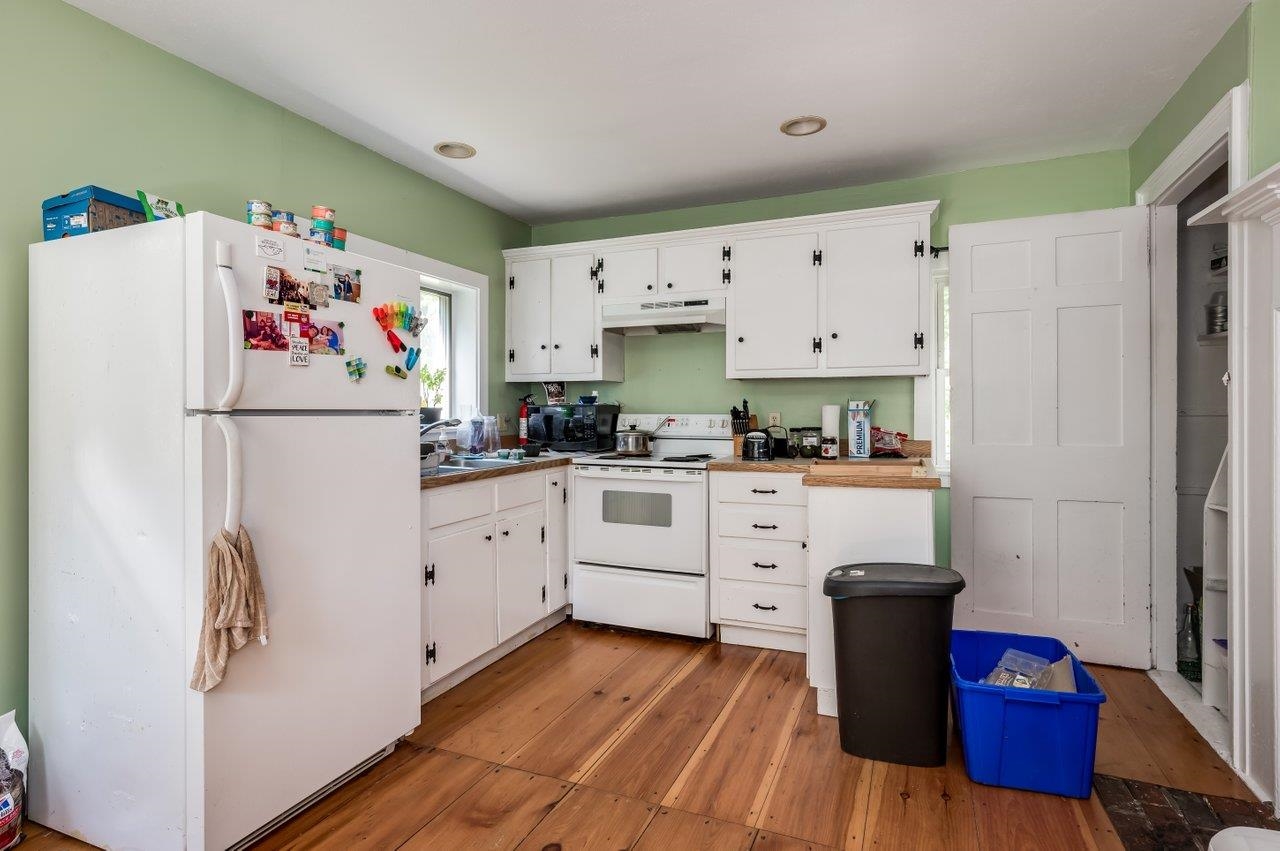 33 Kingston Road Exeter, NH 03833 - Photo 13 of 39