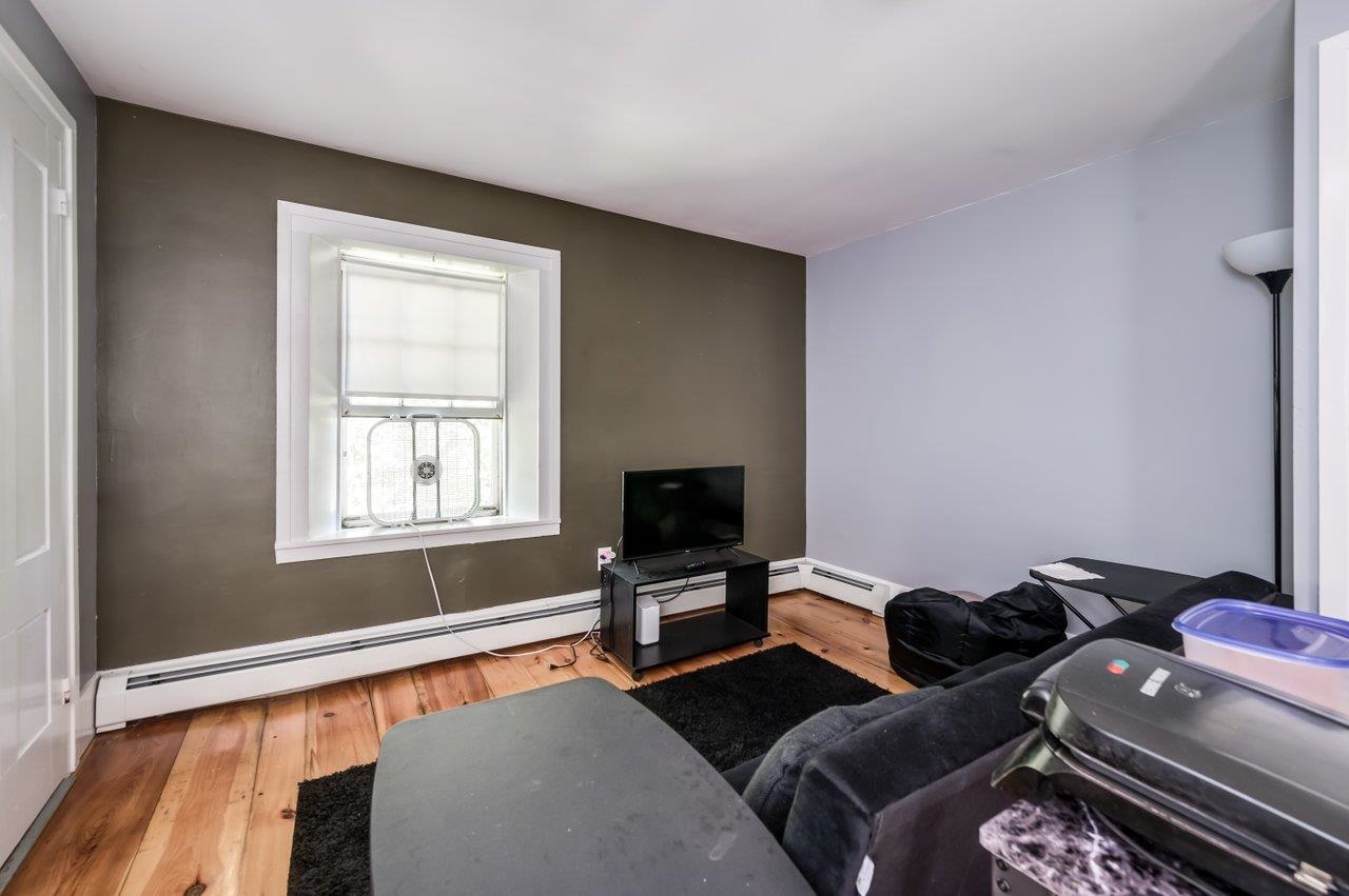 33 Kingston Road Exeter, NH 03833 - Photo 16 of 39