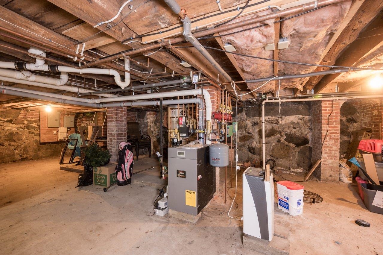 33 Kingston Road Exeter, NH 03833 - Photo 19 of 39