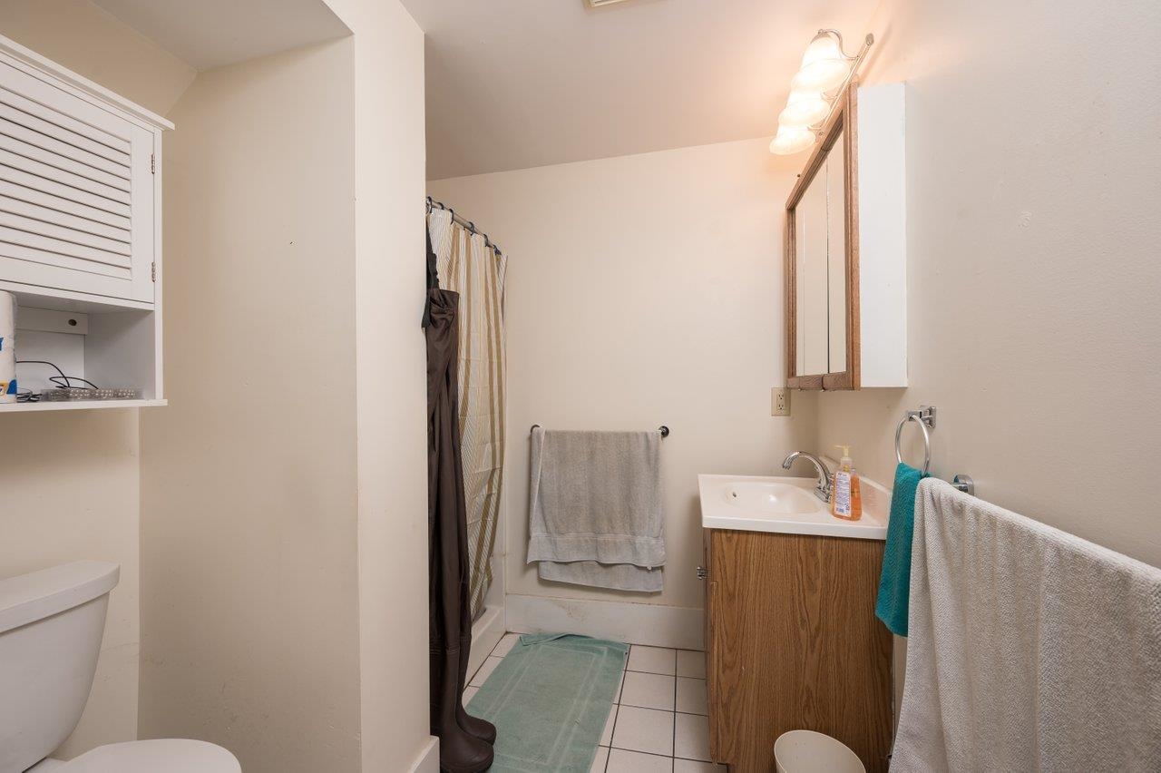 33 Kingston Road Exeter, NH 03833 - Photo 6 of 39