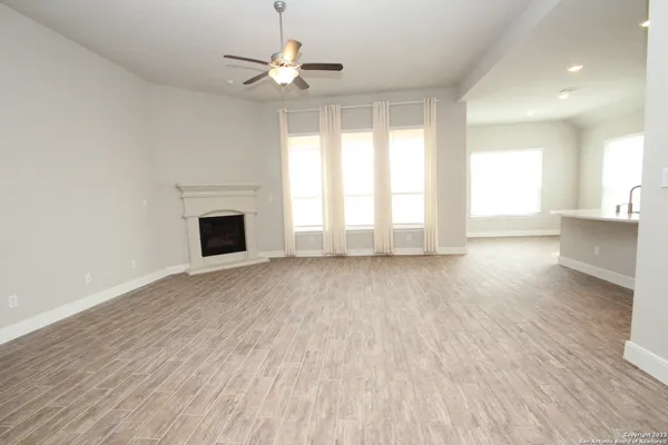 $2,795 | 12218 Upton Park, San Antonio, TX 78253