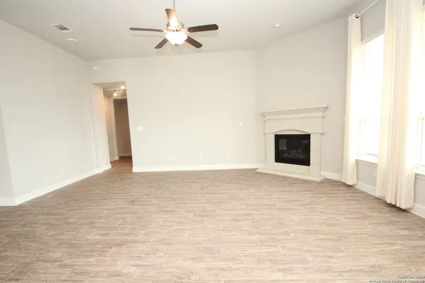 $2,795 | 12218 Upton Park, San Antonio, TX 78253