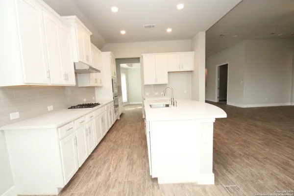 $2,795 | 12218 Upton Park, San Antonio, TX 78253