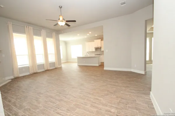 $2,795 | 12218 Upton Park, San Antonio, TX 78253