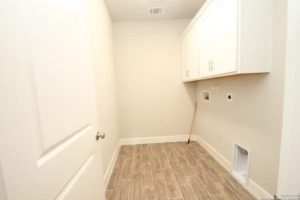 $2,795 | 12218 Upton Park, San Antonio, TX 78253