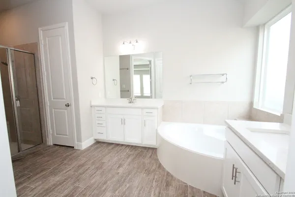 $2,795 | 12218 Upton Park, San Antonio, TX 78253