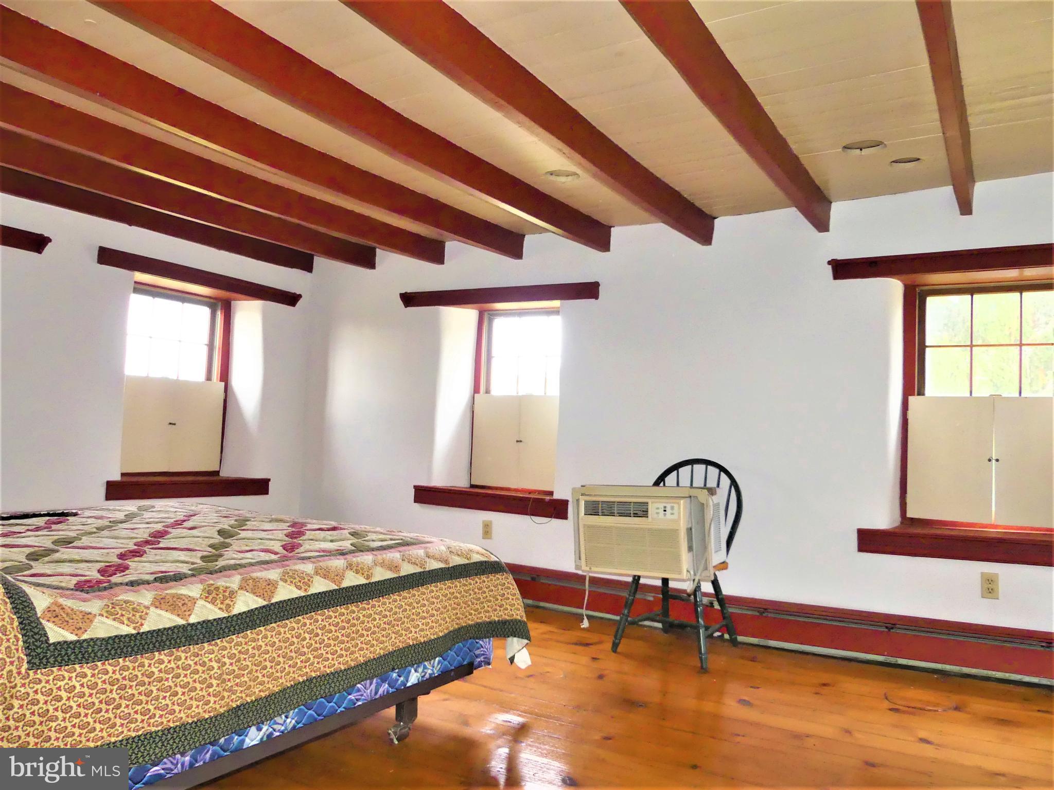 2261 Little Road Perkiomenville, PA 18074 - Photo 17 of 48 Gallery Image 17