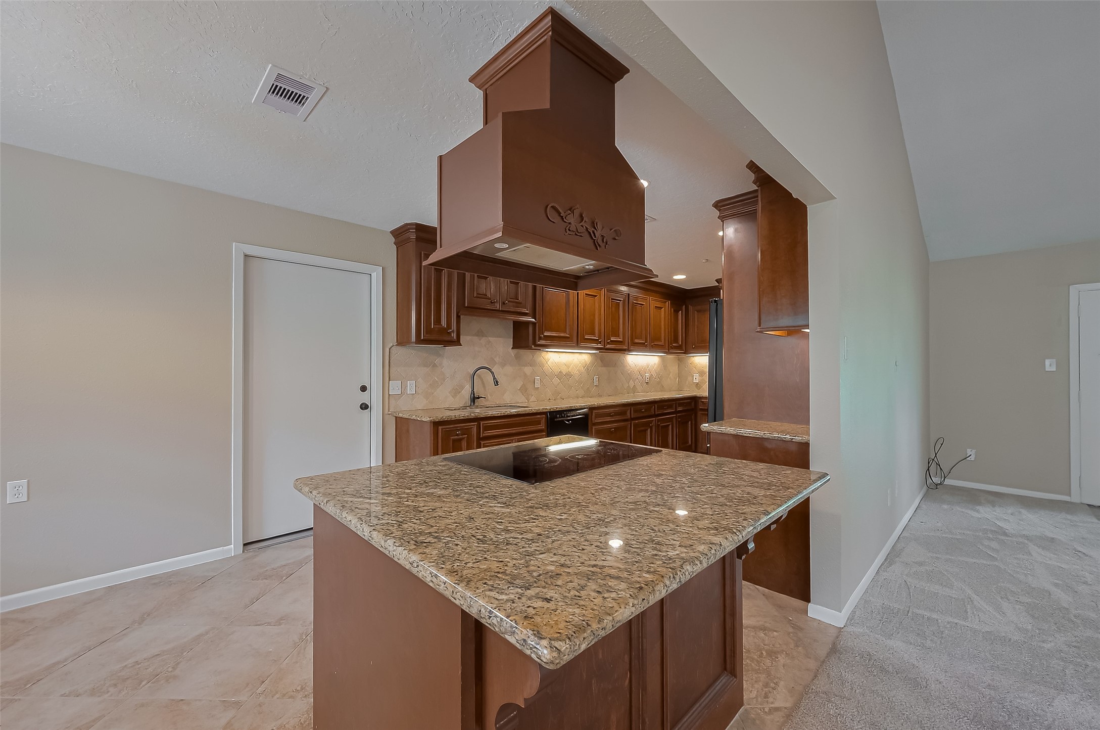 8 Riverwood Lane Hempstead, TX 77445 - Photo 12 of 48