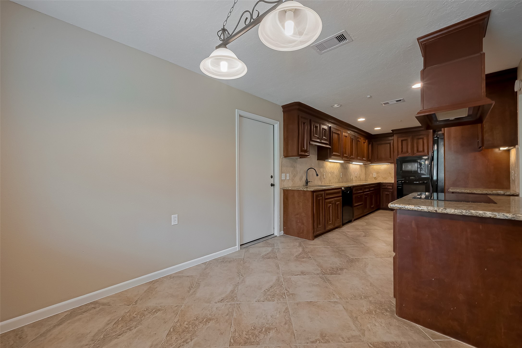 8 Riverwood Lane Hempstead, TX 77445 - Photo 21 of 48