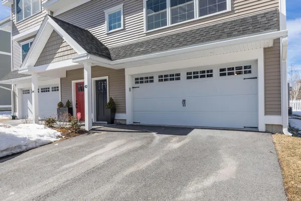 $634,900 | 42 Green Road, Newmarket, NH 03857